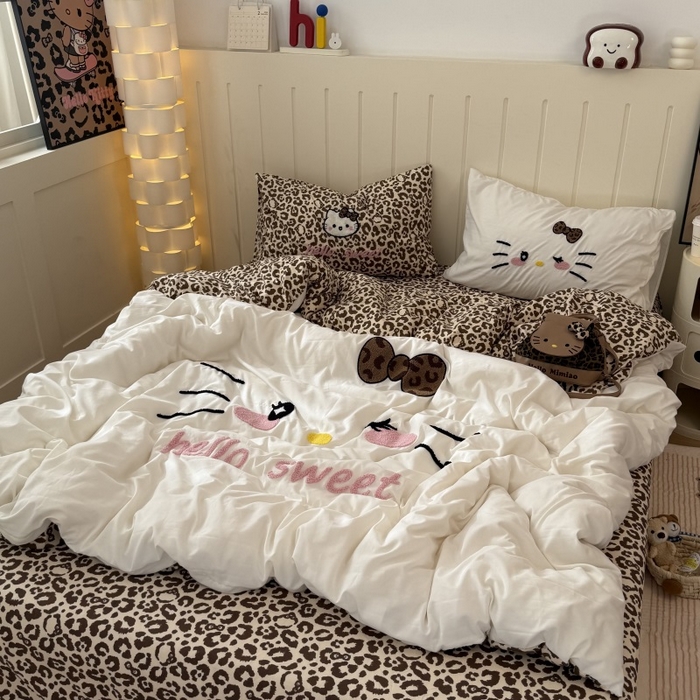 91家纺网 家纺一手货源 找家纺 （总）奈颜 2026新款A类水洗棉大版毛巾绣豹纹小猫四件套--实拍图