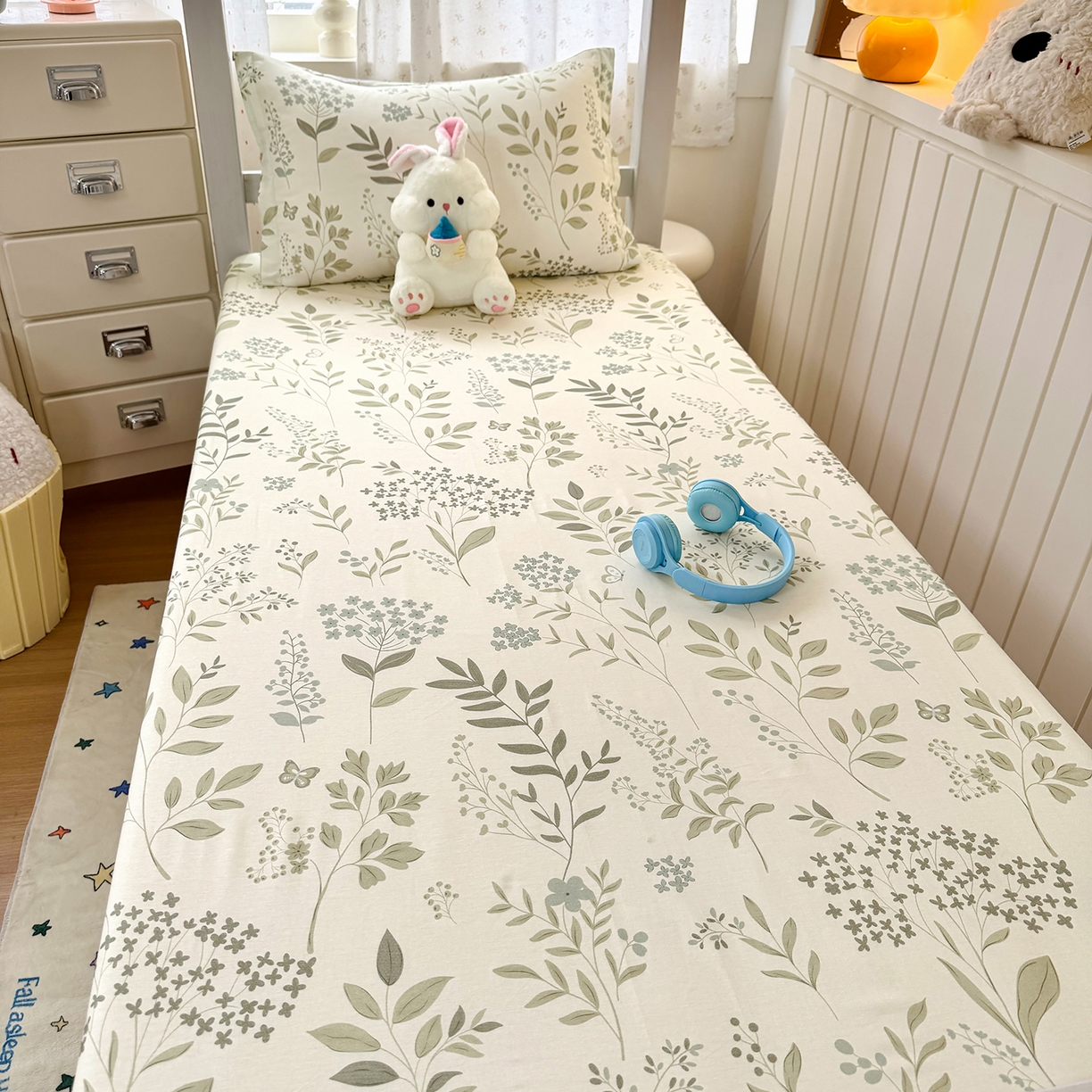 91家纺网 家纺一手货源 找家纺 尚帛 2026新款全棉品质喷气印花爆款四件套 多规格套件 单品系列-学生款单床笠 叶之恋