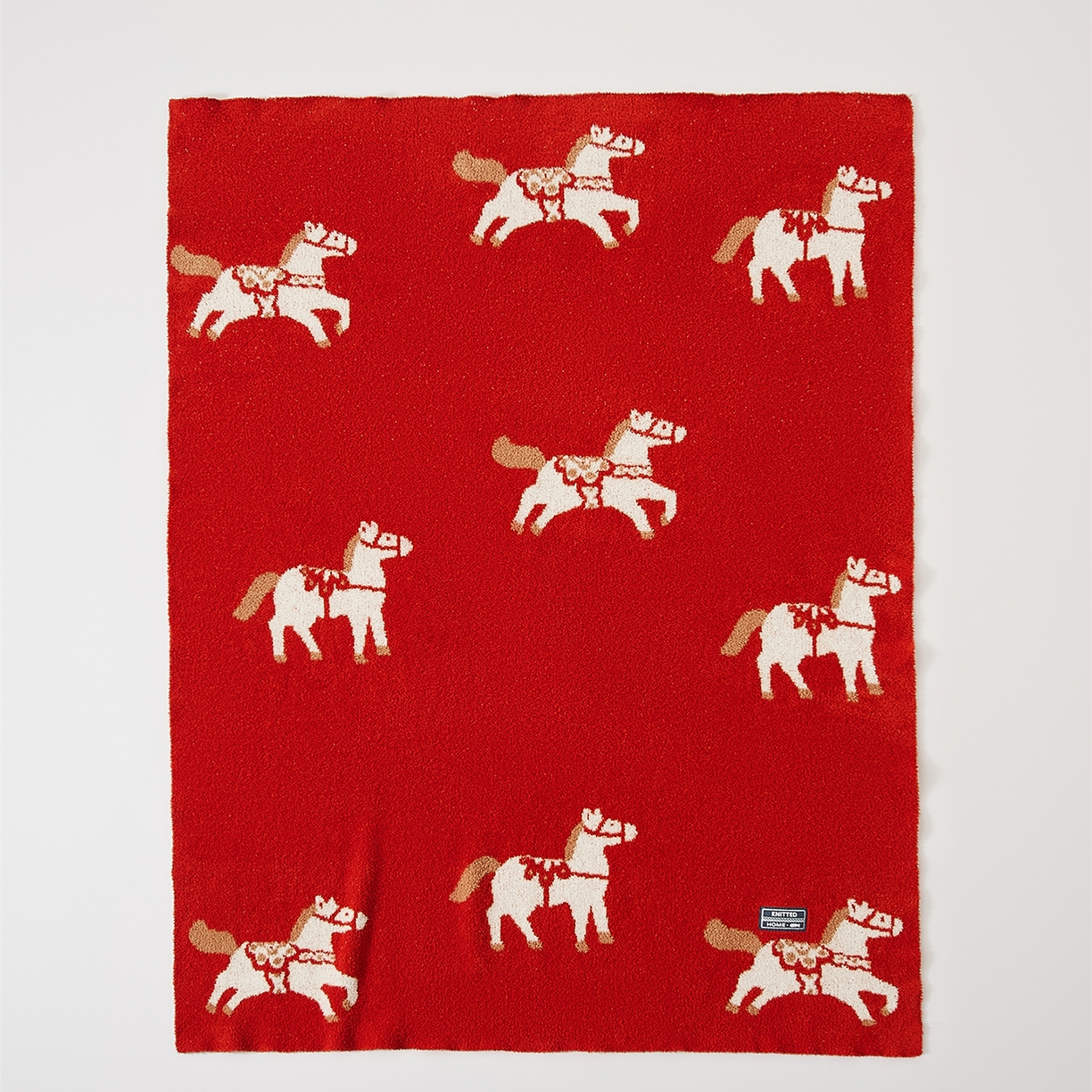 91家纺网 家纺一手货源 找家纺 （总）暖绵绵家纺 2026新款软糯半边绒马年盖毯-赤安（券后最低零售价：173元）