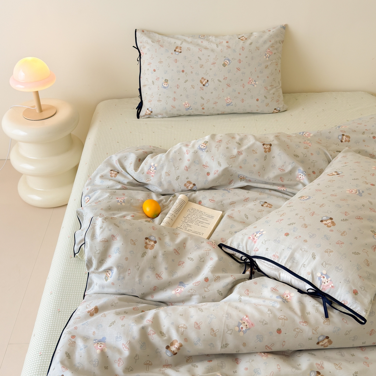 91家纺网 家纺一手货源 找家纺 （总）乐童家纺 2026新款嵌绳蝴蝶结丝带工艺款小红色热推四件套