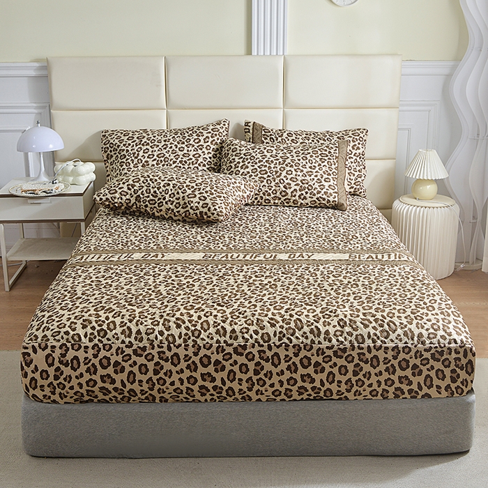 91家纺网 家纺一手货源 找家纺 柏钧家纺 2026新品外贸亚马逊豹纹防水夹棉床笠电商速卖通床罩可定制尺寸回字格系列 漫妙