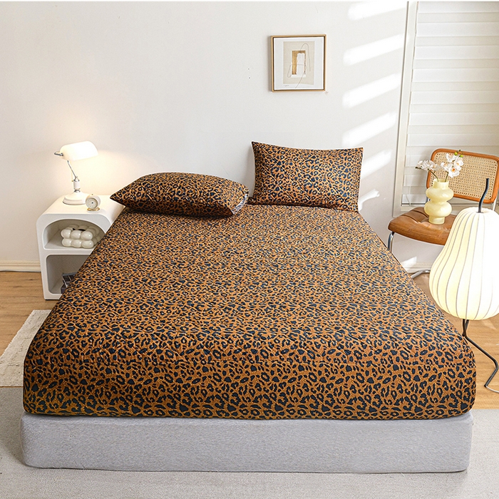 91家纺网 家纺一手货源 找家纺 柏钧家纺 2026新品外贸亚马逊豹纹防水夹棉床笠电商速卖通床罩可定制尺寸回字格系列 芬兰