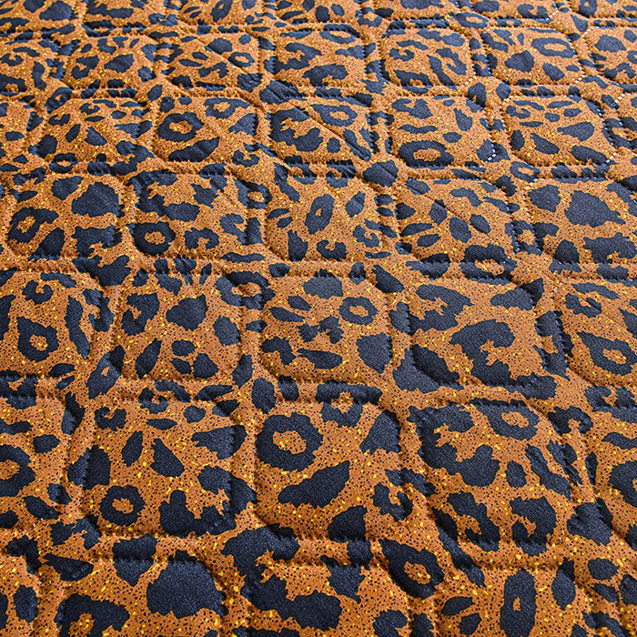 91家纺网 家纺一手货源 找家纺 柏钧家纺 2026新品外贸亚马逊豹纹防水夹棉床笠电商速卖通床罩可定制尺寸回字格系列 芬兰