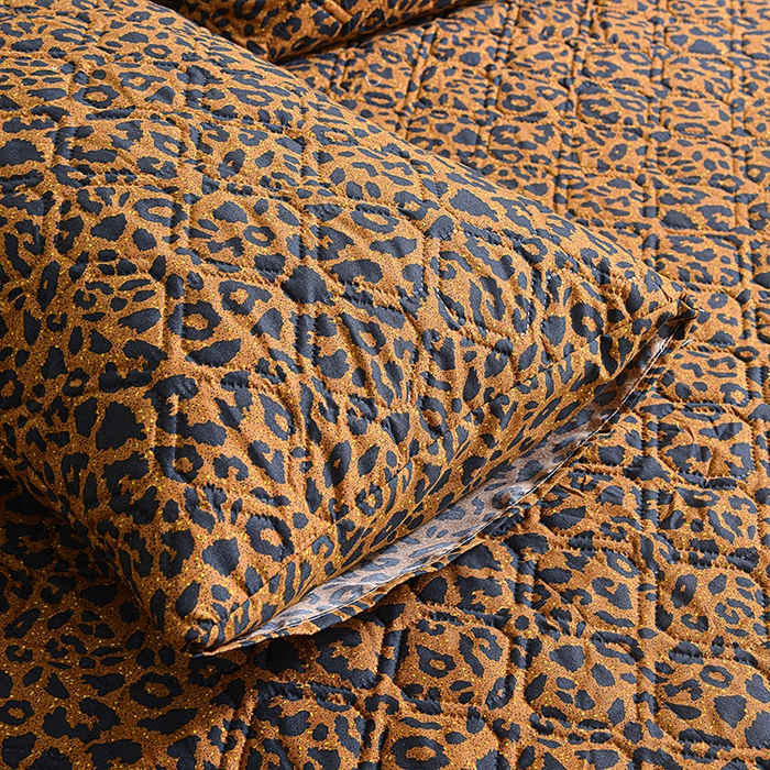 91家纺网 家纺一手货源 找家纺 柏钧家纺 2026新品外贸亚马逊豹纹防水夹棉床笠电商速卖通床罩可定制尺寸回字格系列 芬兰