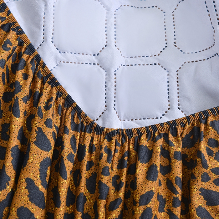 91家纺网 家纺一手货源 找家纺 柏钧家纺 2026新品外贸亚马逊豹纹防水夹棉床笠电商速卖通床罩可定制尺寸回字格系列 芬兰