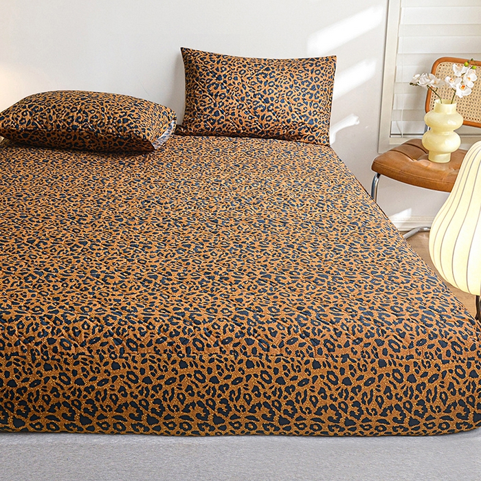 91家纺网 家纺一手货源 找家纺 柏钧家纺 2026新品外贸亚马逊豹纹防水夹棉床笠电商速卖通床罩可定制尺寸回字格系列 芬兰
