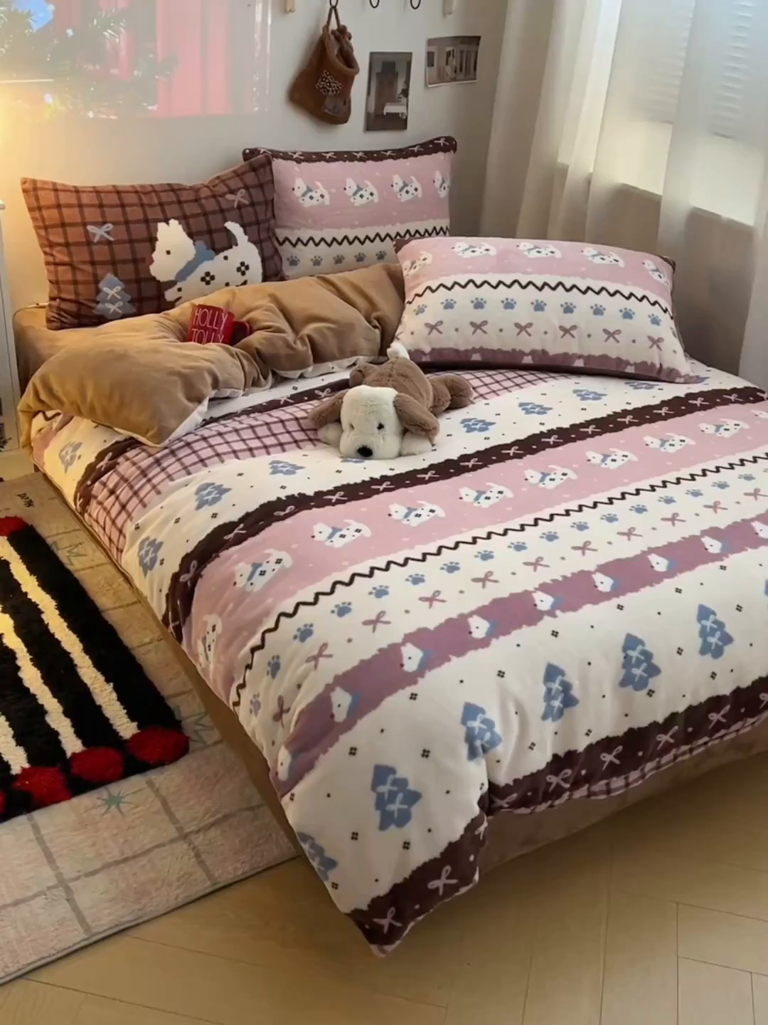 91家纺网 家纺一手货源 找家纺 （总）桃子家居 2026新款A类数码印花混搭冬季新年限定猫咪小马加厚牛奶绒四件套