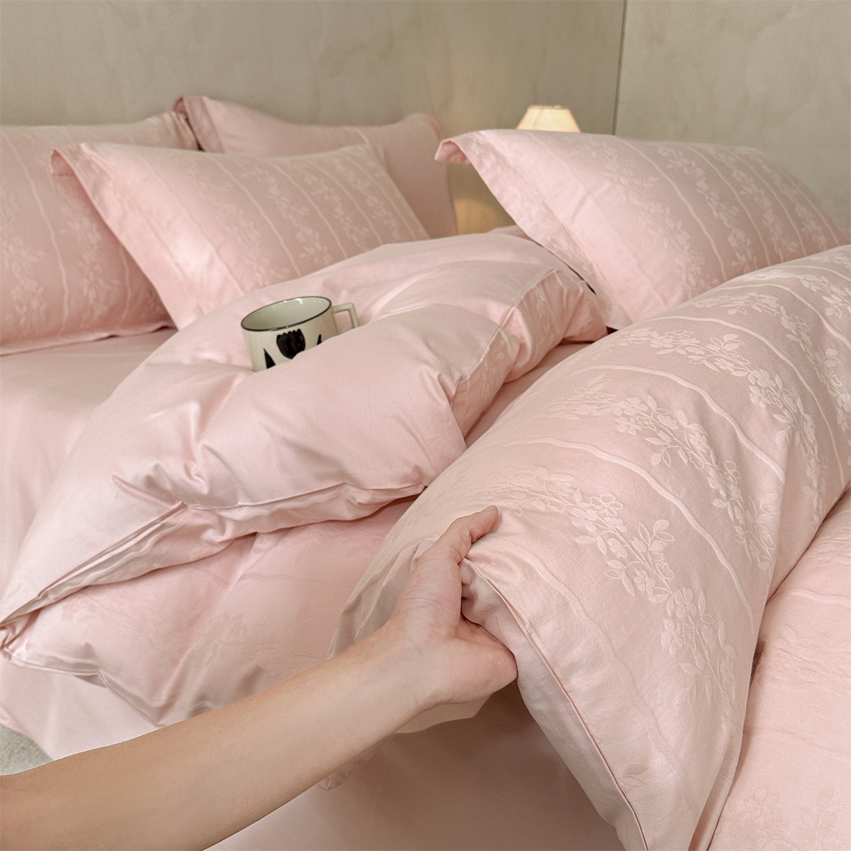 91家纺网 家纺一手货源 找家纺 （总）笙意家纺 2026新款A版60S亮面提花B版13372全棉四件套