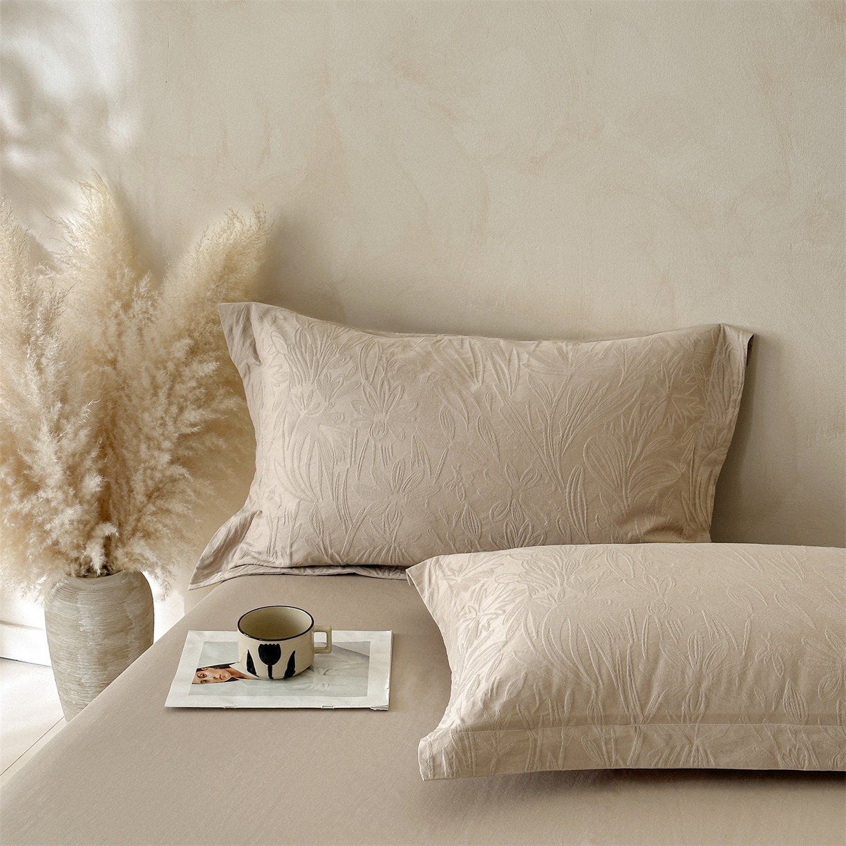 91家纺网 家纺一手货源 找家纺 笙意家纺 2026新款A版60S亮面提花B版13372全棉四件套 秘境-金属灰