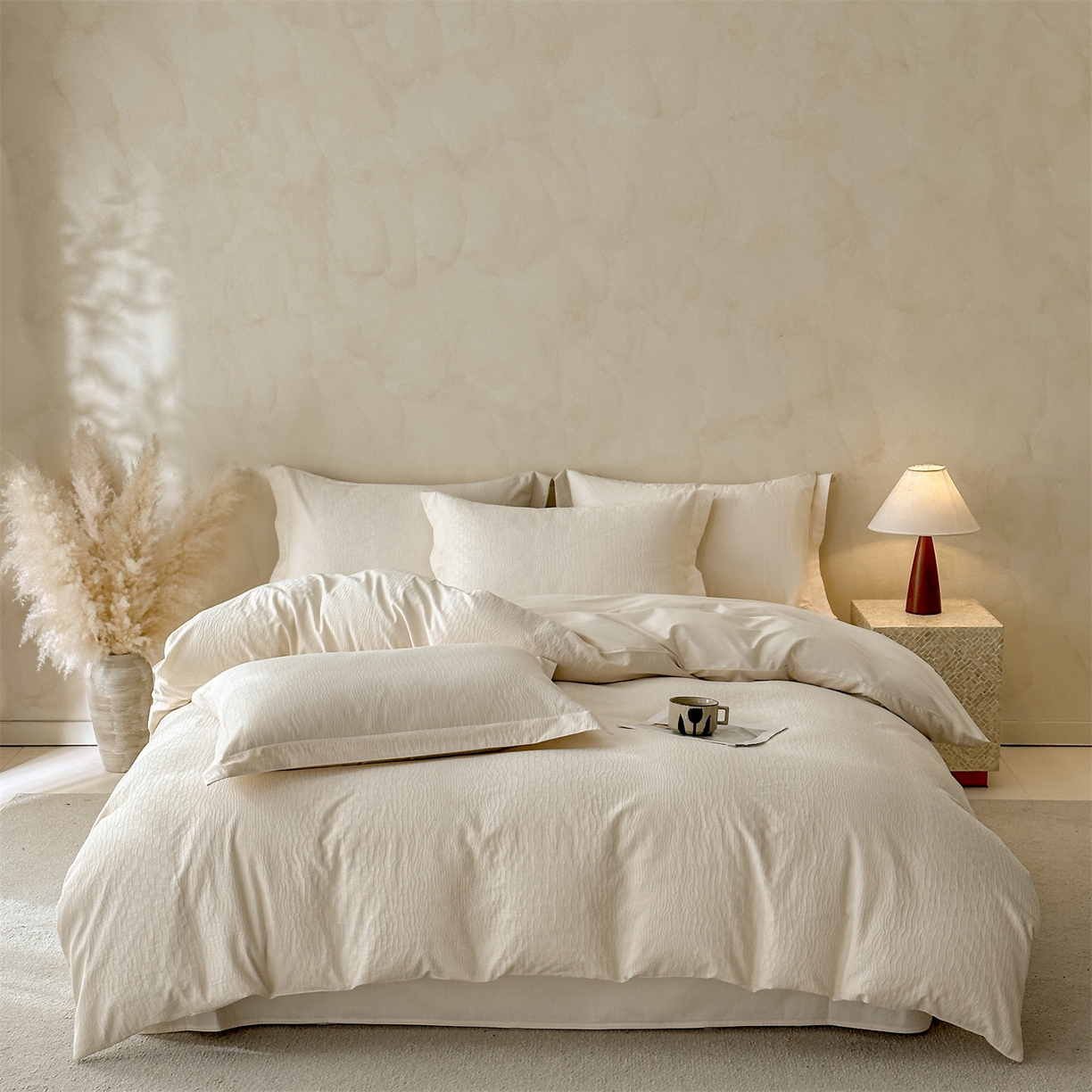 91家纺网 家纺一手货源 找家纺 笙意家纺 2026新款A版60S亮面提花B版13372全棉四件套 石烁-奶昔白