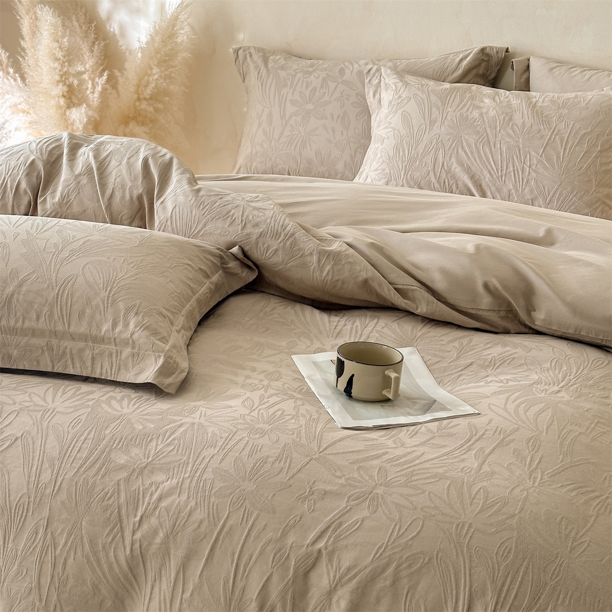 91家纺网 家纺一手货源 找家纺 笙意家纺 2026新款A版60S亮面提花B版13372全棉四件套 秘境-金属灰