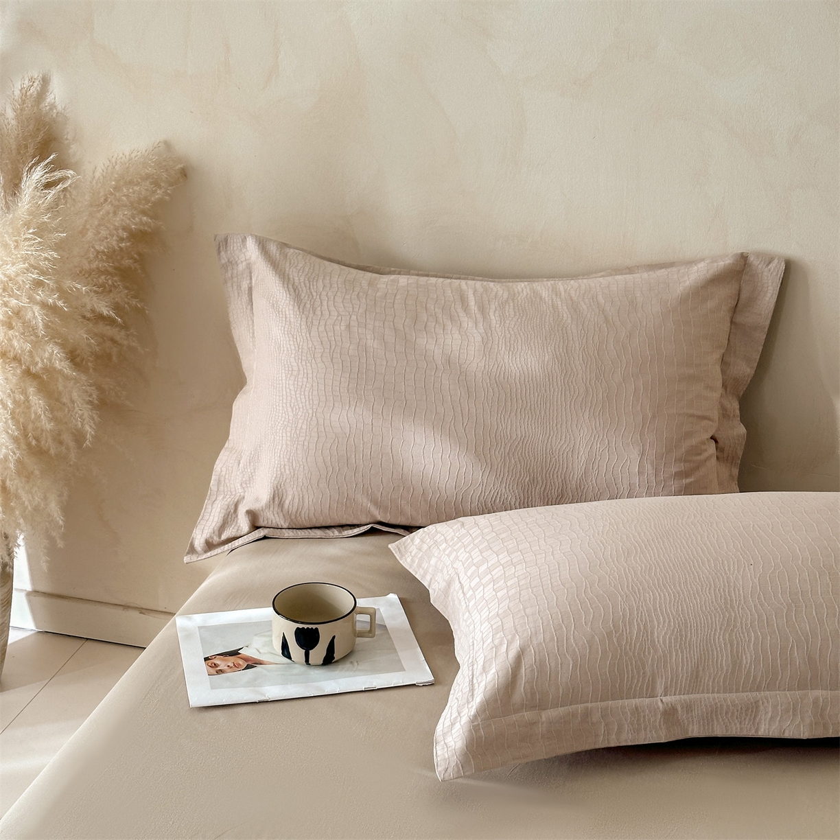 91家纺网 家纺一手货源 找家纺 笙意家纺 2026新款A版60S亮面提花B版13372全棉四件套 石烁-金属灰