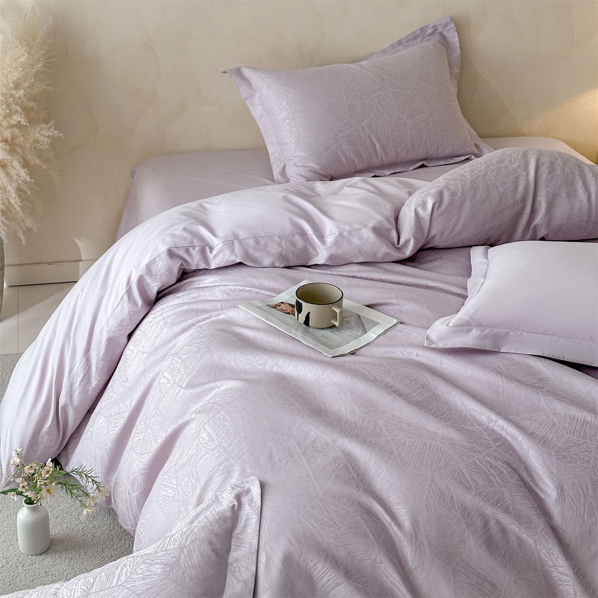 91家纺网 家纺一手货源 找家纺 笙意家纺 2026新款A版60S亮面提花B版13372全棉四件套 夏梦-紫