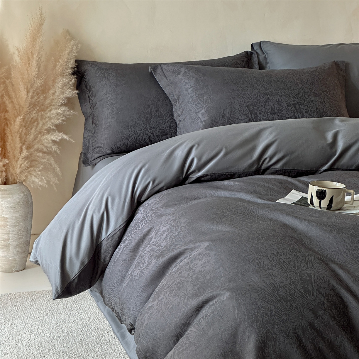 91家纺网 家纺一手货源 找家纺 笙意家纺 2026新款A版60S亮面提花B版13372全棉四件套 米萝-灰