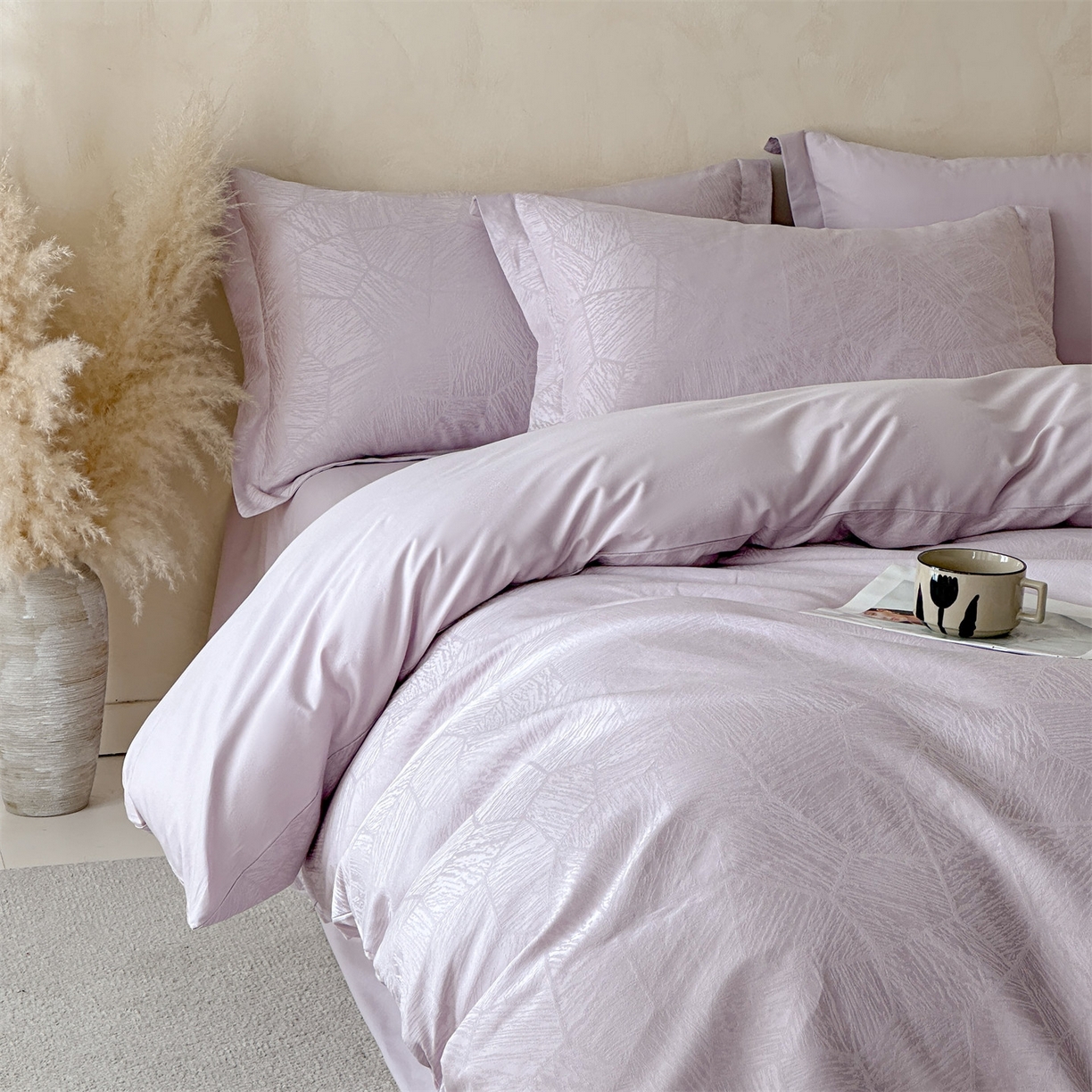 91家纺网 家纺一手货源 找家纺 笙意家纺 2026新款A版60S亮面提花B版13372全棉四件套 夏梦-紫