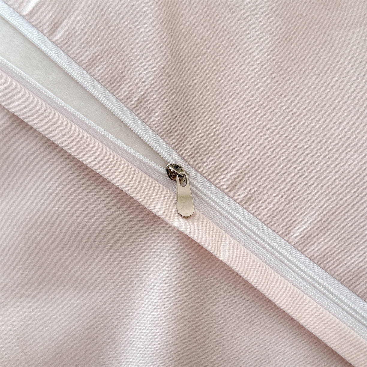 91家纺网 家纺一手货源 找家纺 笙意家纺 2026新款A版60S亮面提花B版13372全棉四件套 夏梦-粉