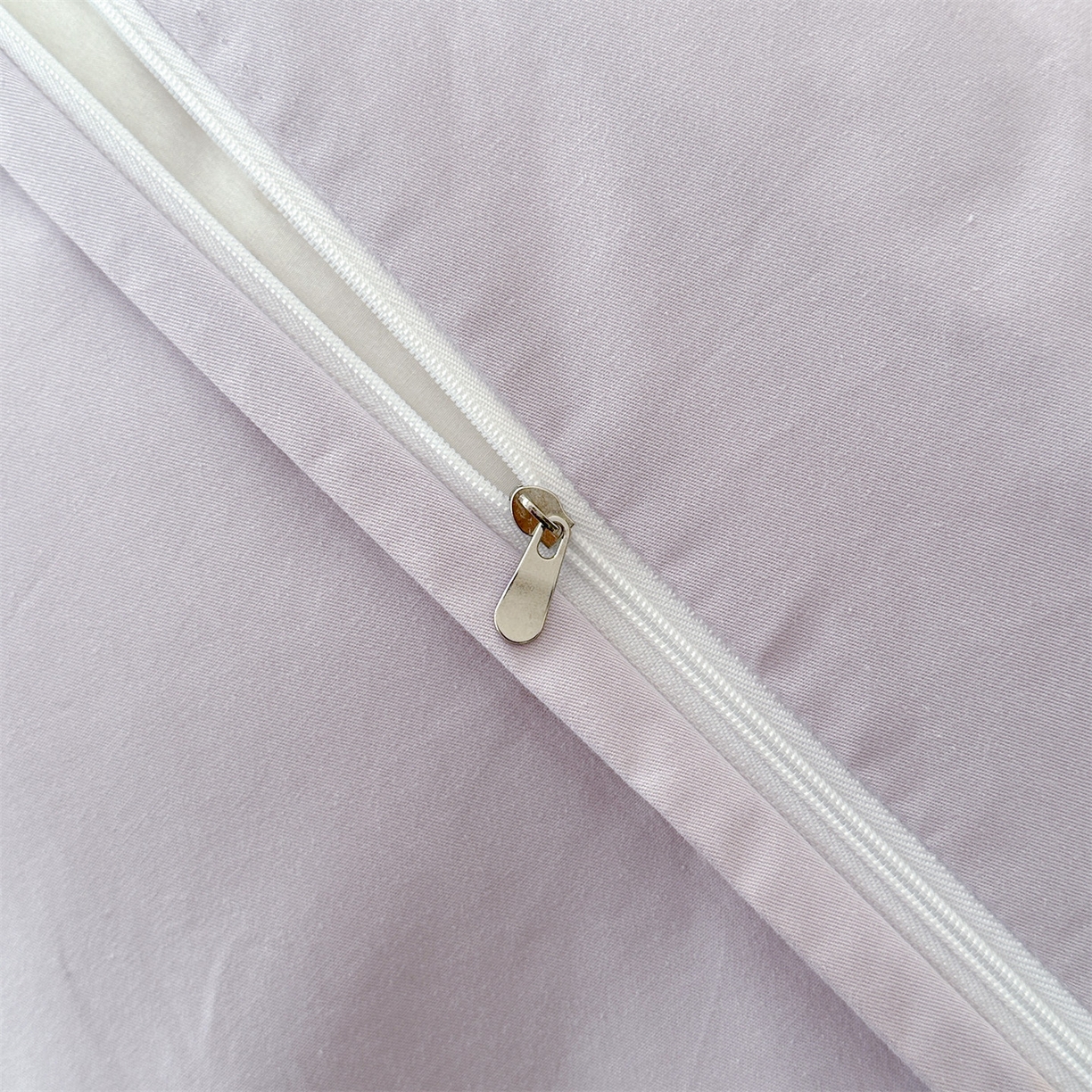 91家纺网 家纺一手货源 找家纺 笙意家纺 2026新款A版60S亮面提花B版13372全棉四件套 夏梦-紫