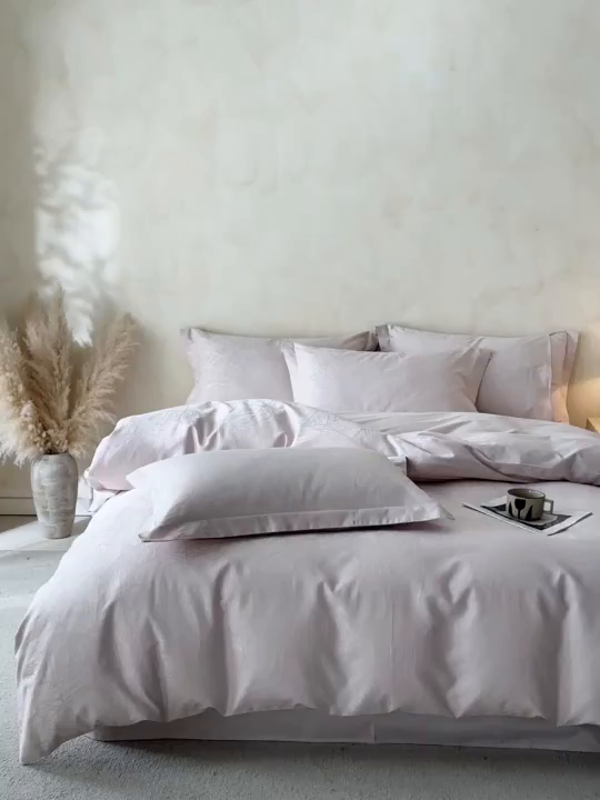 91家纺网 家纺一手货源 找家纺 笙意家纺 2026新款A版60S亮面提花B版13372全棉四件套 夏梦-粉