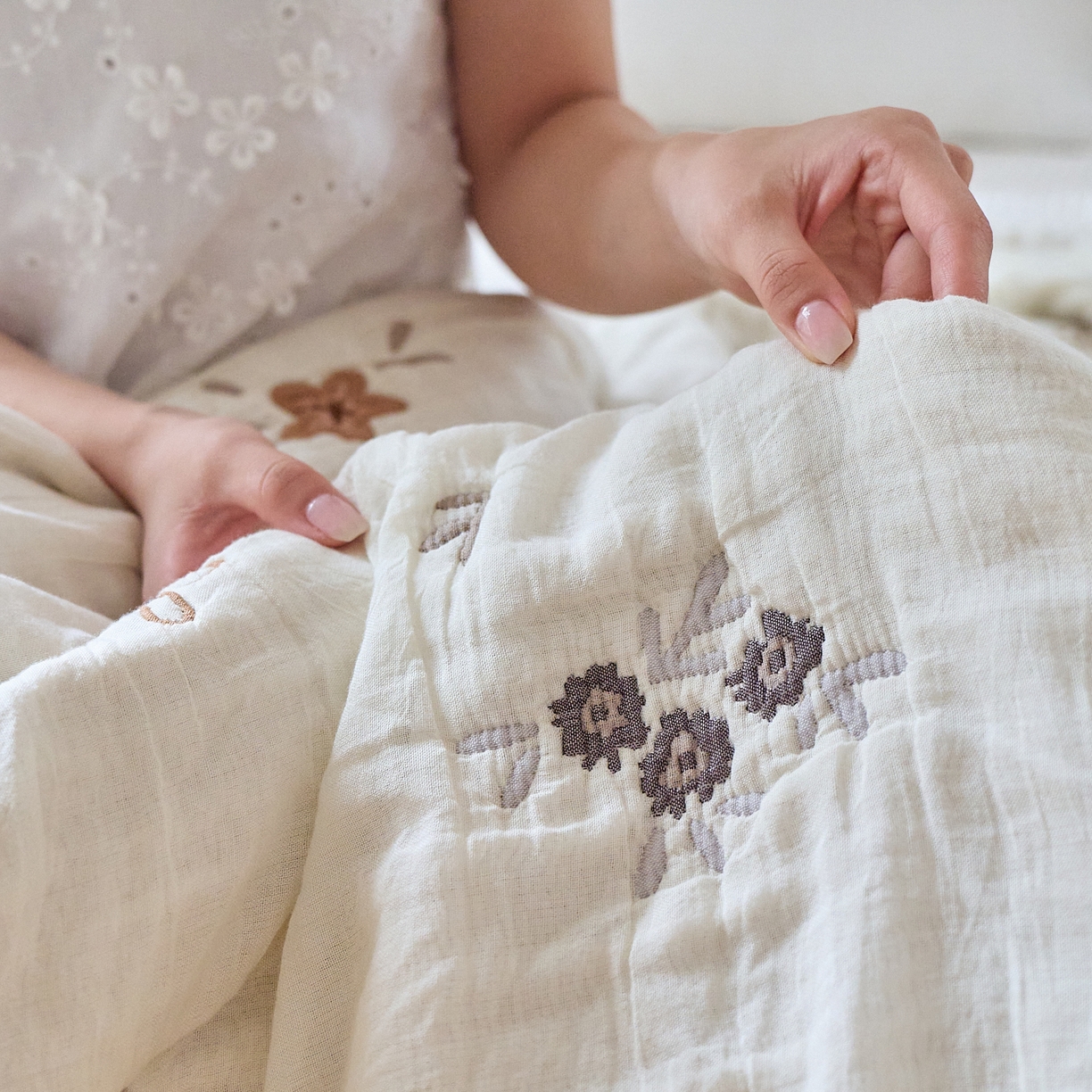 91家纺网 家纺一手货源 找家纺 （总）沐瑟家纺 2026新款A类全棉纱布泡芙被春秋被被被子被芯