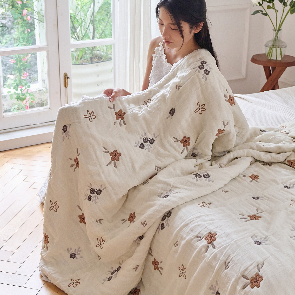 91家纺网 家纺一手货源 找家纺 沐瑟家纺 2026新款A类全棉纱布泡芙被春秋被被被子被芯 朵朵花恋