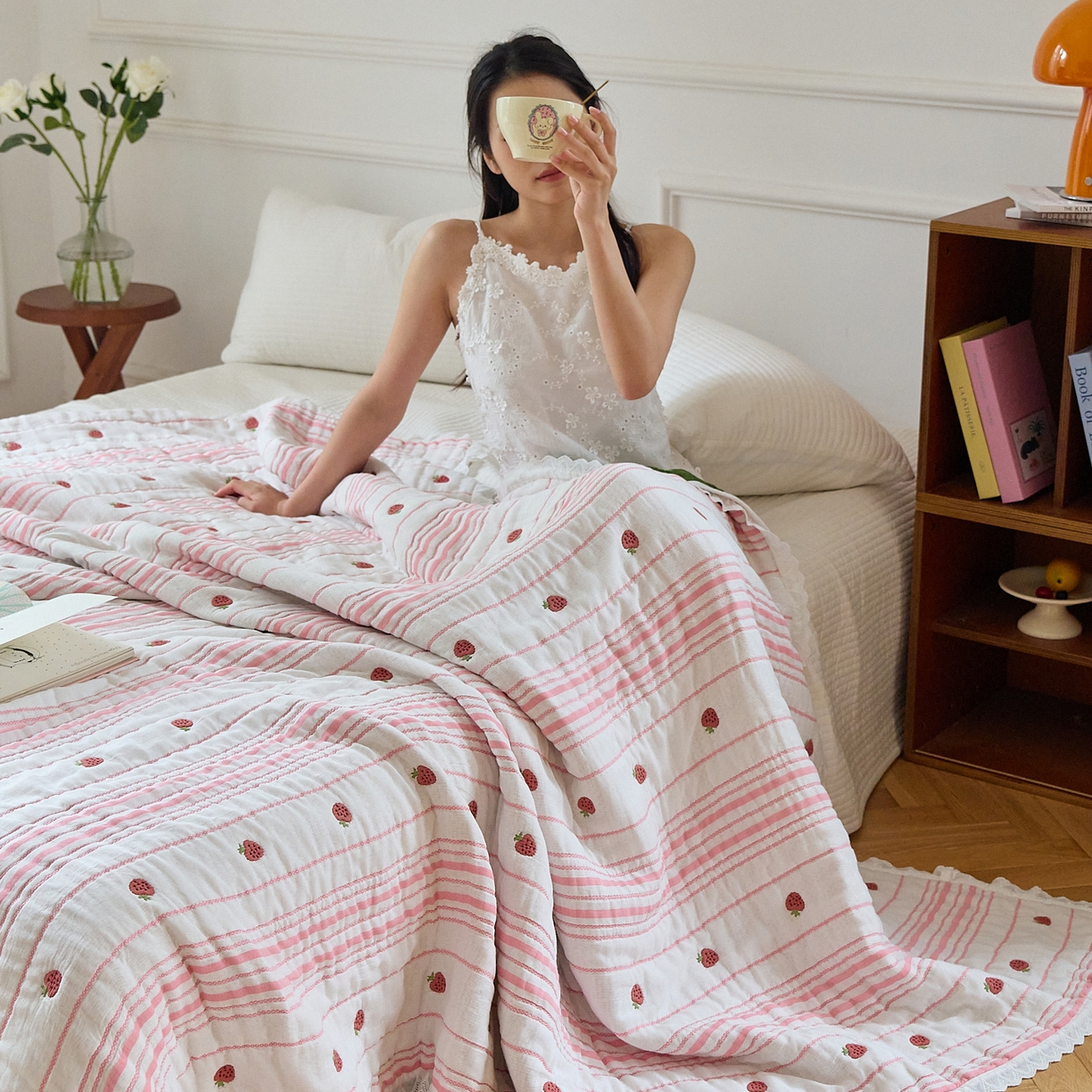 91家纺网 家纺一手货源 找家纺 沐瑟家纺 2026新款A类全棉纱布泡芙被春秋被被被子被芯 小草莓