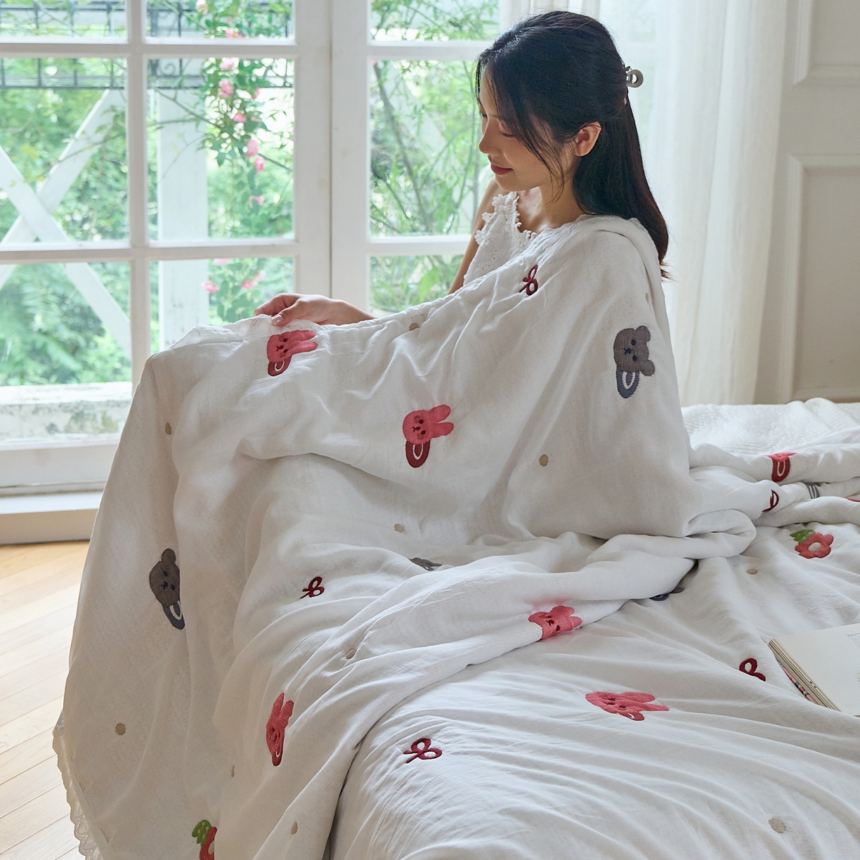 91家纺网 家纺一手货源 找家纺 沐瑟家纺 2026新款A类全棉纱布泡芙被春秋被被被子被芯 小熊发卡