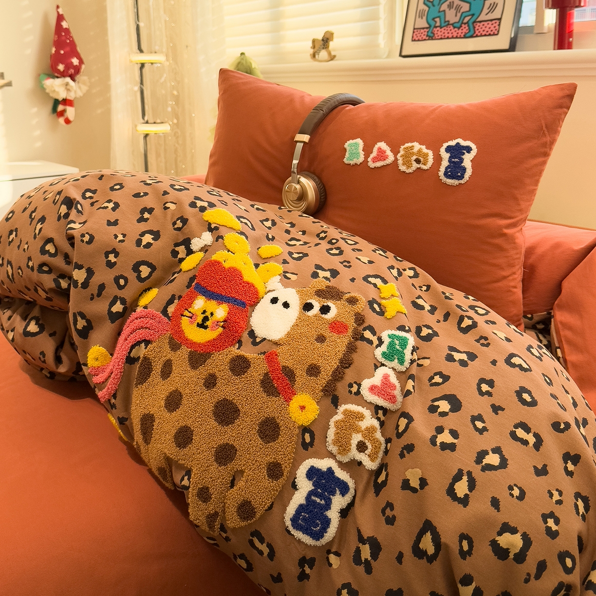 91家纺网 家纺一手货源 找家纺 珺柔家纺 2026新款马年全棉纯棉磨毛新春款四件套 马上豹富