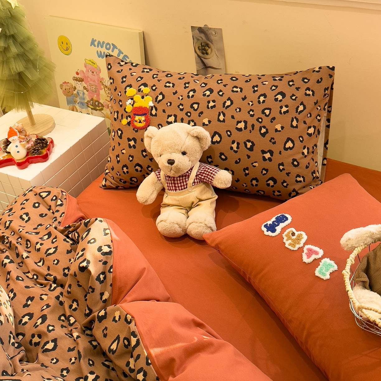 91家纺网 家纺一手货源 找家纺 珺柔家纺 2026新款马年全棉纯棉磨毛新春款四件套 马上豹富