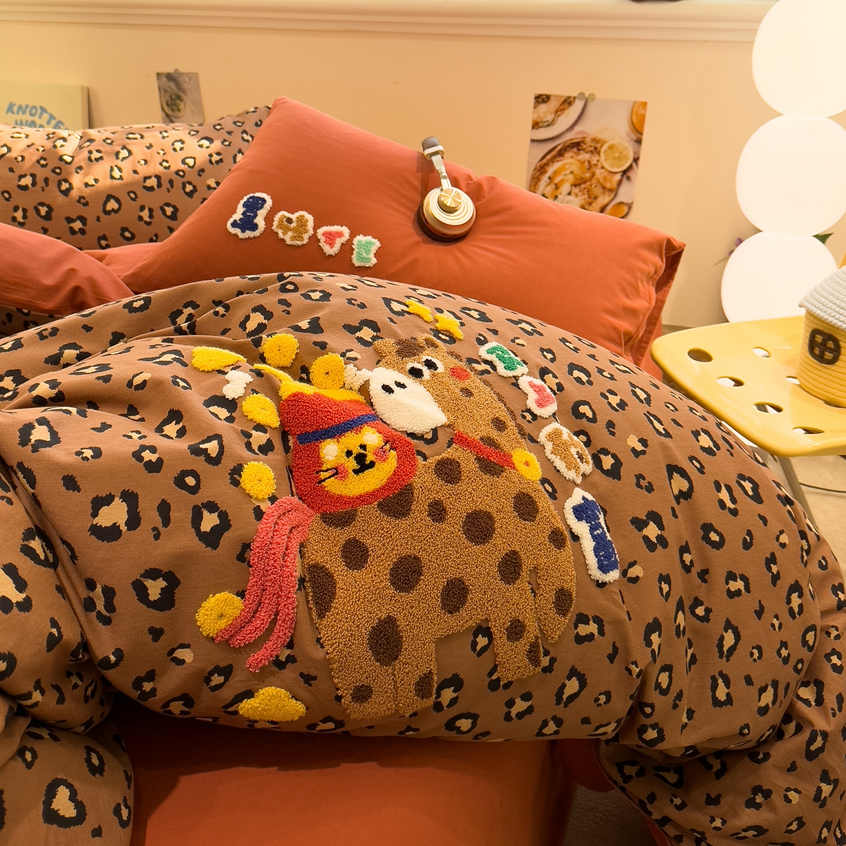 91家纺网 家纺一手货源 找家纺 珺柔家纺 2026新款马年全棉纯棉磨毛新春款四件套 马上豹富