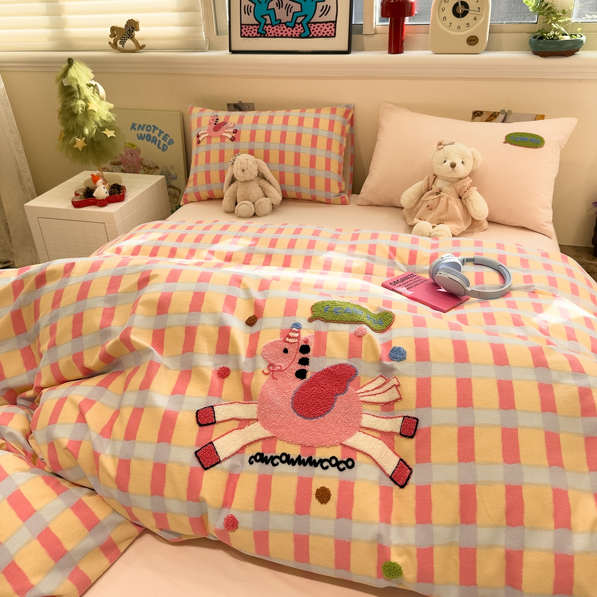 91家纺网 家纺一手货源 找家纺 珺柔家纺 2026新款马年全棉纯棉磨毛新春款四件套 小粉马