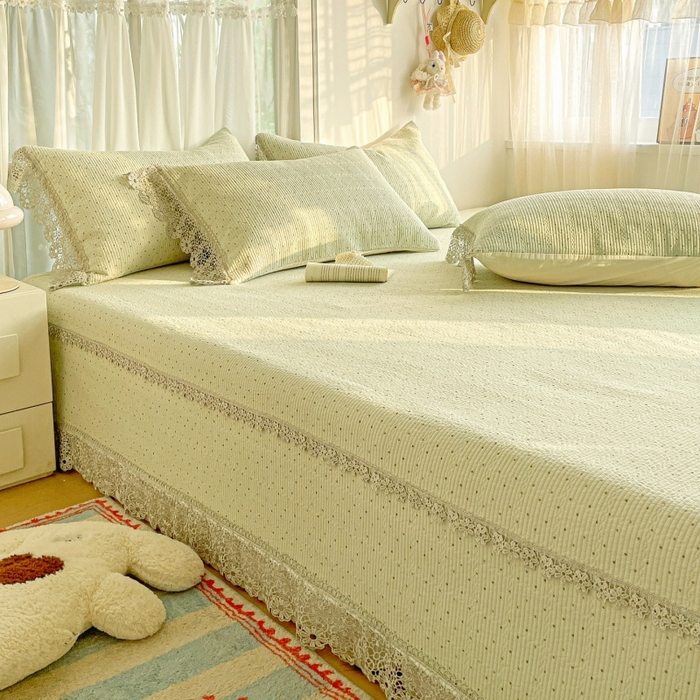 91家纺网 家纺一手货源 找家纺 源舜家纺 2026新款全棉双层纱棉花边榻榻米炕盖款 波点绿