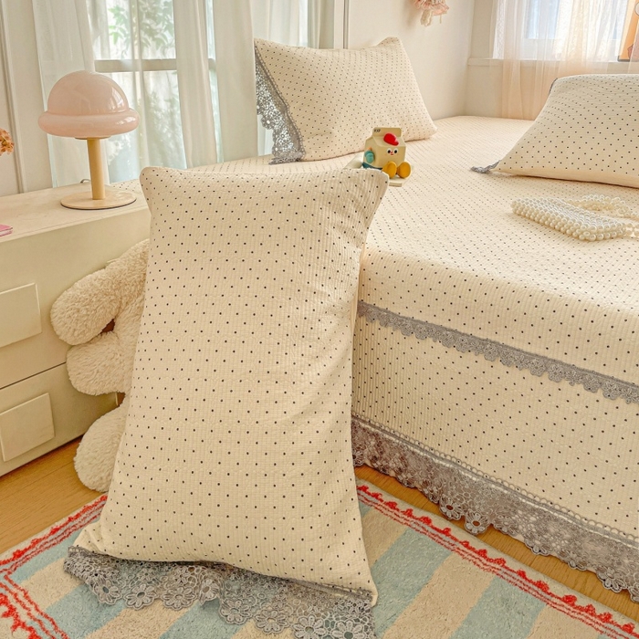 91家纺网 家纺一手货源 找家纺 源舜家纺 2026新款全棉双层纱棉花边榻榻米炕盖款 波点米