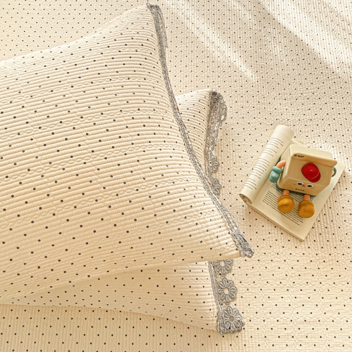 91家纺网 家纺一手货源 找家纺 源舜家纺 2026新款全棉双层纱棉花边榻榻米炕盖款 波点米