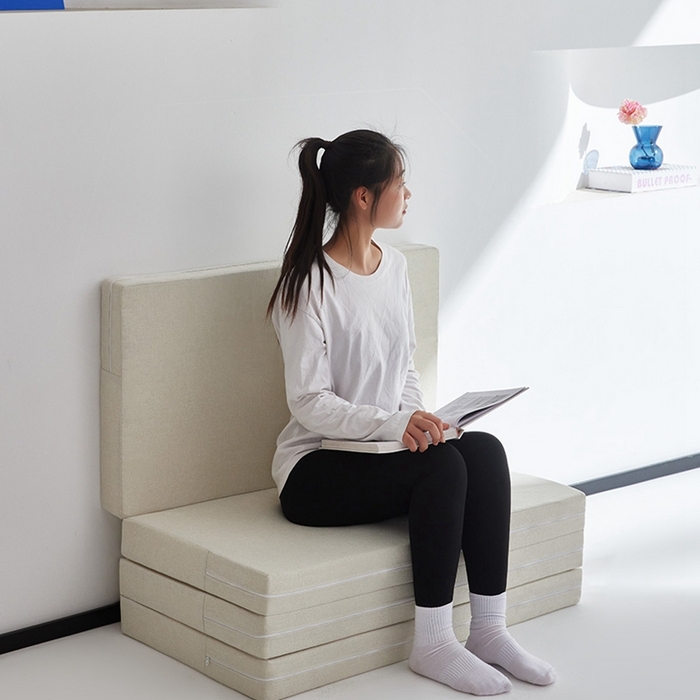 91家纺网 家纺一手货源 找家纺 小豚鼠 2025新款亲肤舒适四折垫 米白-高弹款