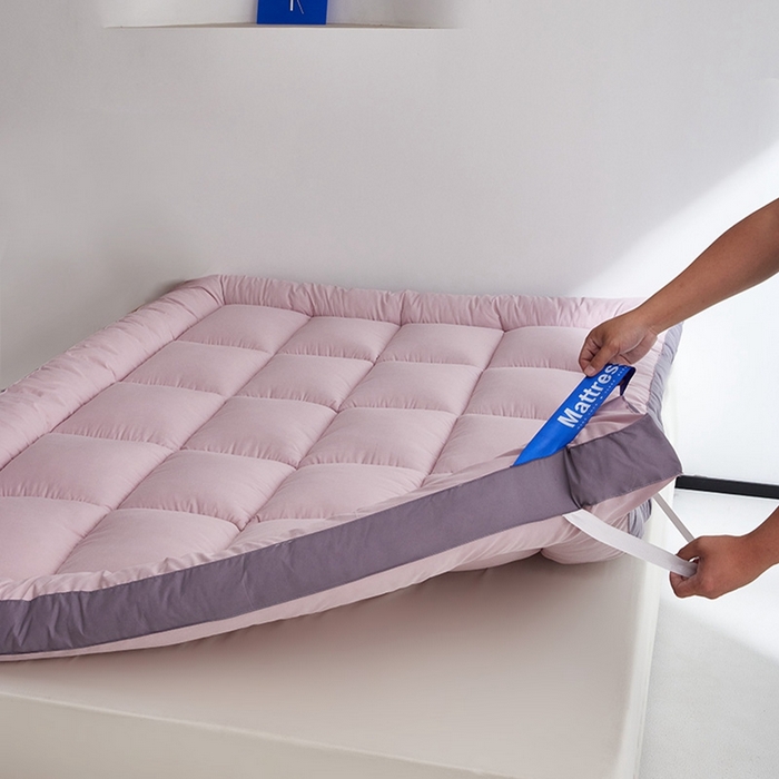 91家纺网 家纺一手货源 找家纺 小豚鼠 2025新款拼色羽丝绒床垫 粉+灰