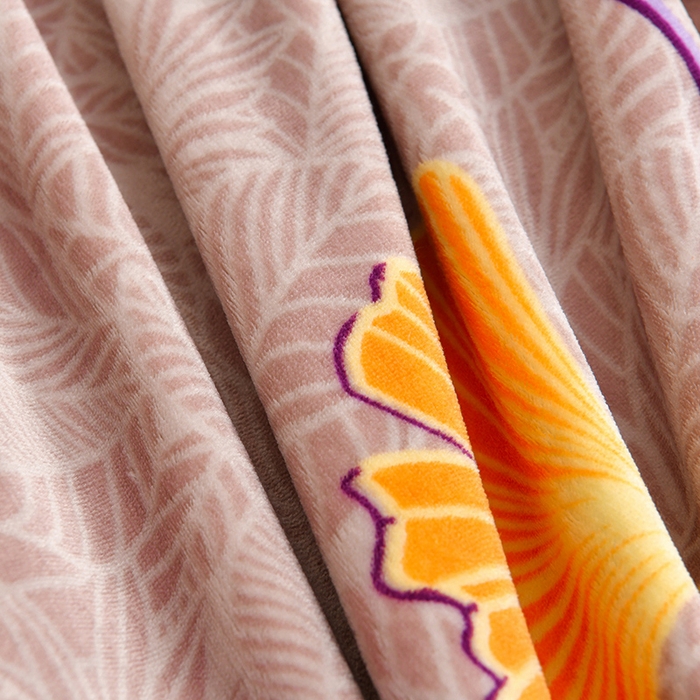 91家纺网 家纺一手货源 找家纺 诺梵家纺 2025新款8斤加厚保暖金貂绒牛奶绒印花四件套 三生有幸紫