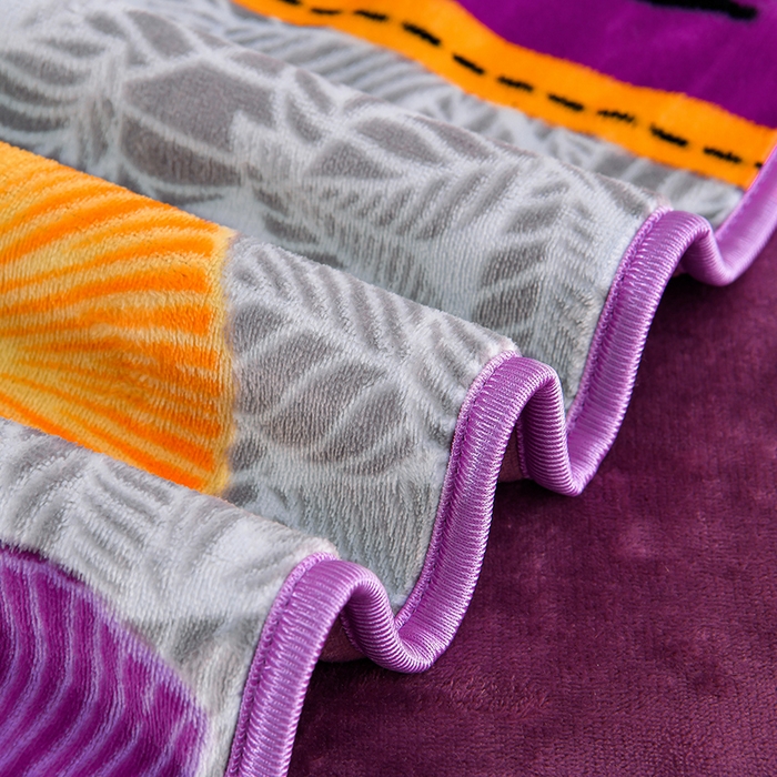 91家纺网 家纺一手货源 找家纺 诺梵家纺 2025新款8斤加厚保暖金貂绒牛奶绒印花四件套 紫气东来