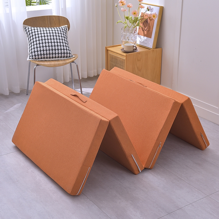 91家纺网 家纺一手货源 找家纺 小豚鼠 2025新款亚麻四折多功能四季床垫 热带橙