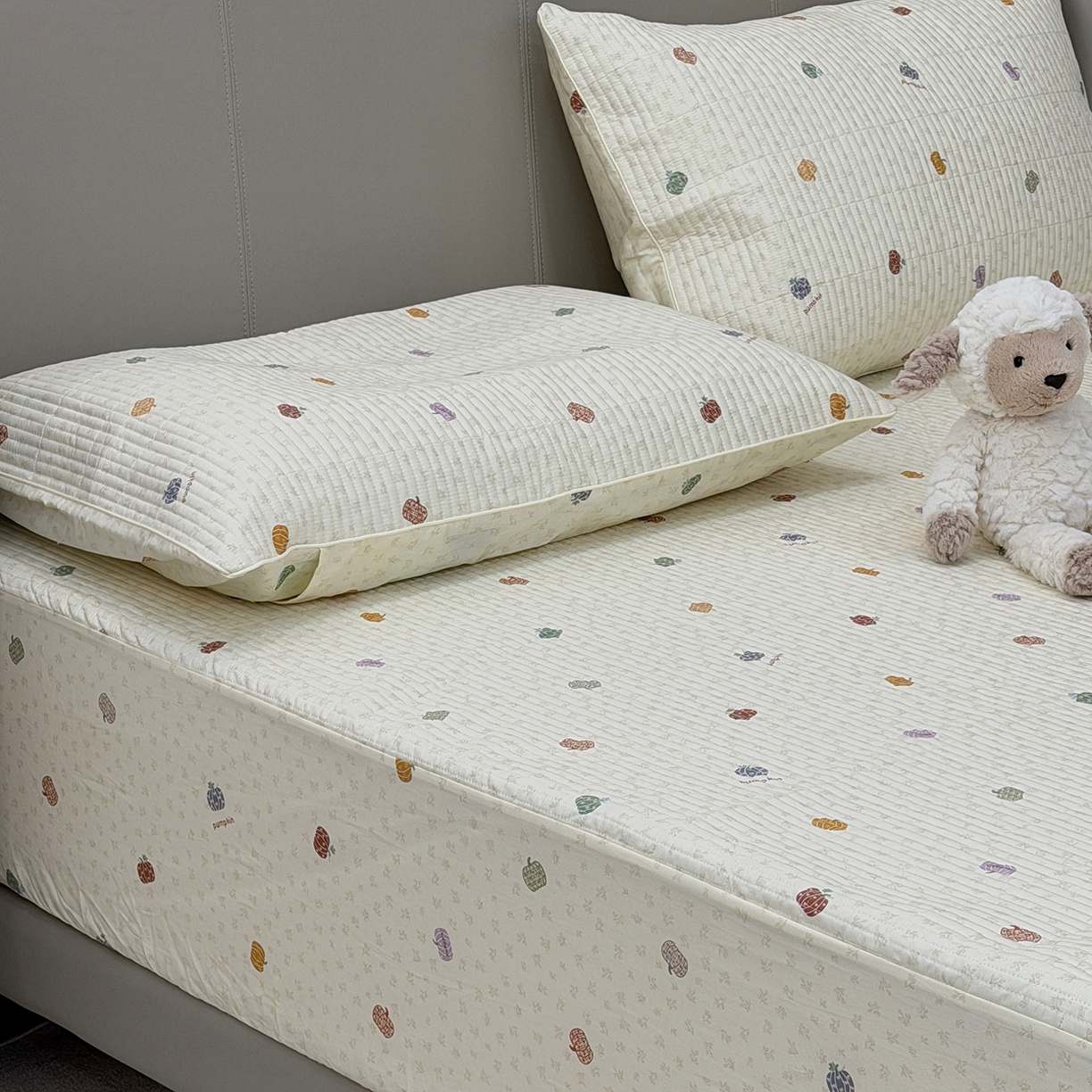 91家纺网 家纺一手货源 找家纺 佰织鑫家居 2026新款全棉夹棉绗缝床笠三件套四件套（会员-5） 七彩南瓜