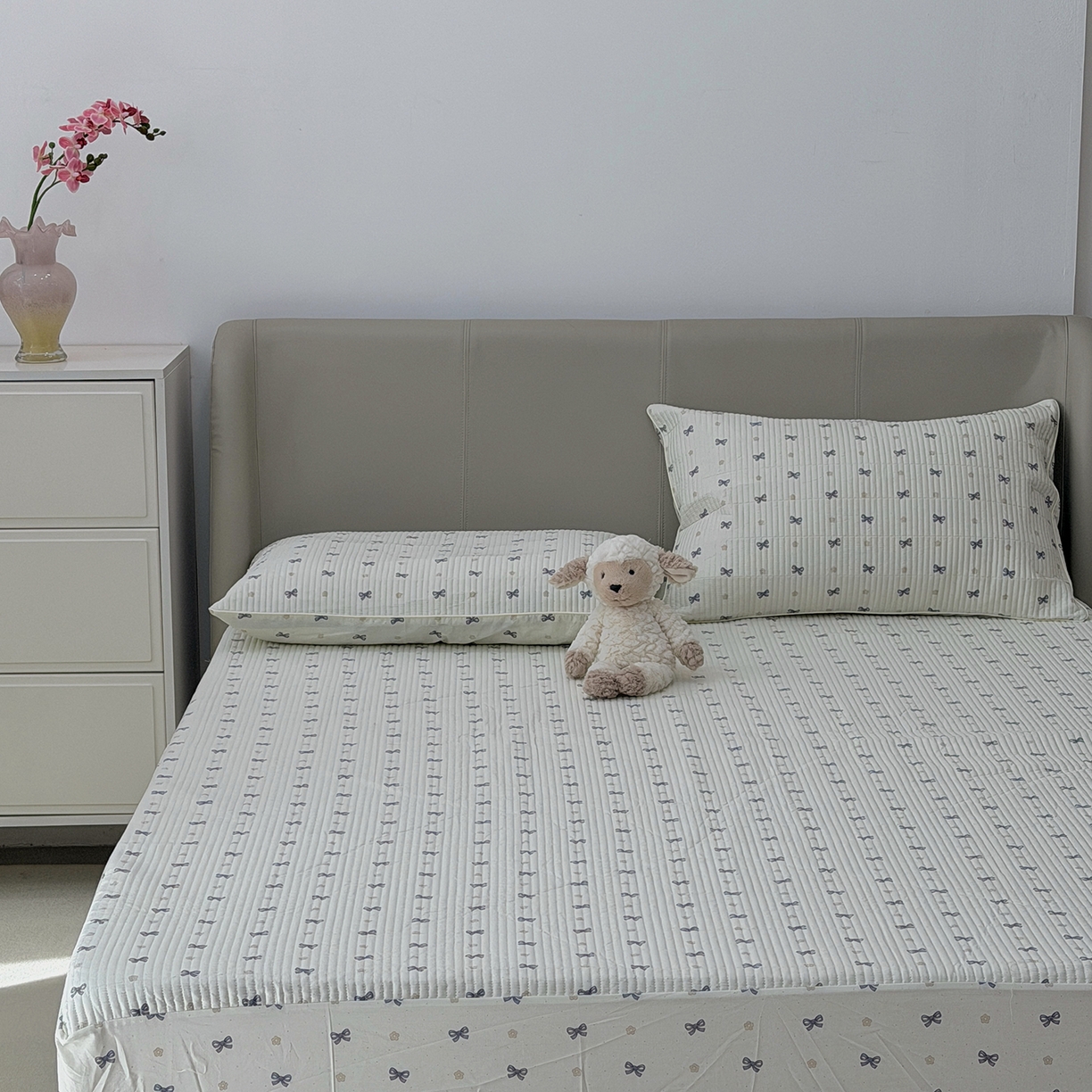 91家纺网 家纺一手货源 找家纺 佰织鑫家居 2026新款全棉夹棉绗缝床笠三件套四件套（会员-5） 甜心结