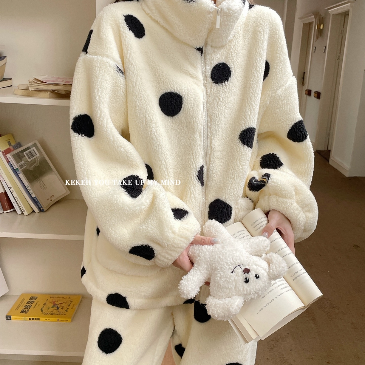 91家纺网 家纺一手货源 找家纺 （总）妍景家居生活馆 2026新款米粒绒秋冬家居服睡衣套装