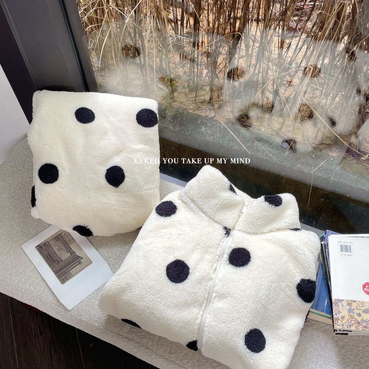 91家纺网 家纺一手货源 找家纺 妍景家居生活馆 2026新款米粒绒秋冬家居服睡衣套装 波点