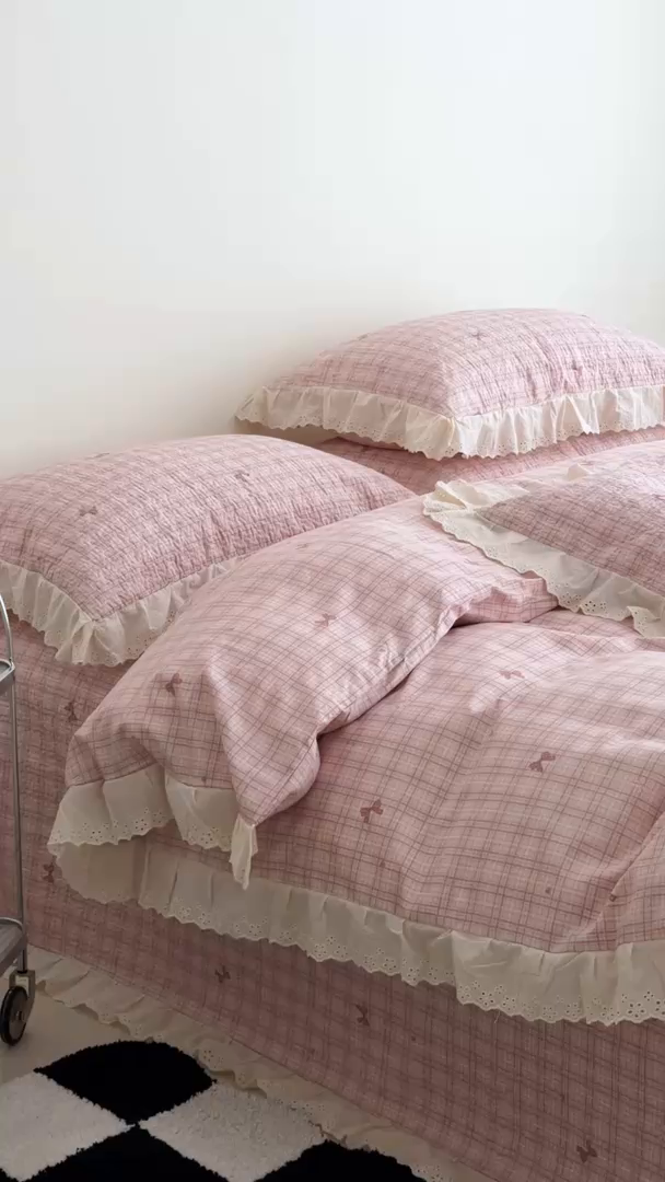 91家纺网 家纺一手货源 找家纺 佰织鑫家居 2025新款全棉法式砂洗棉花床盖款被套四件套 蝴蝶结