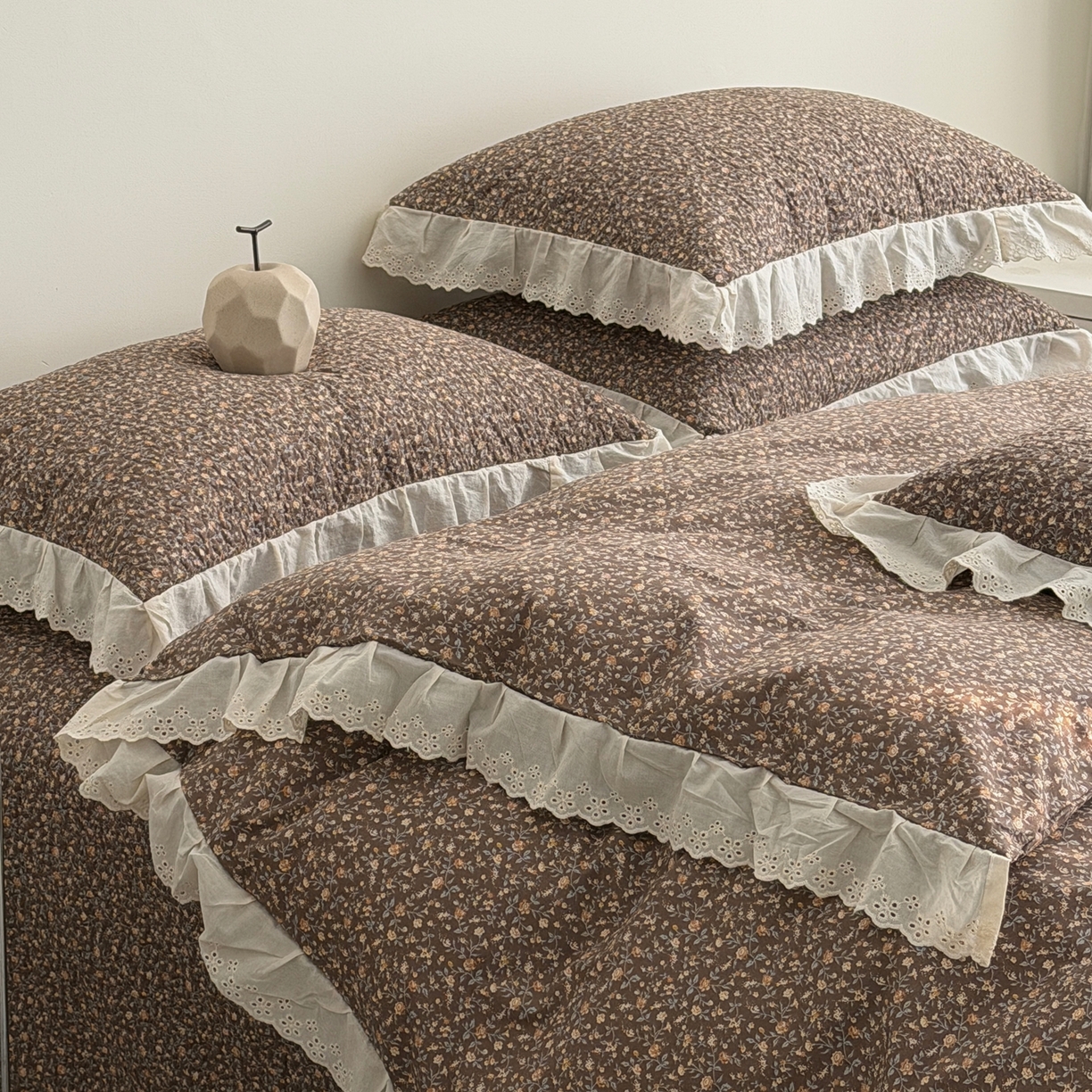 91家纺网 家纺一手货源 找家纺 佰织鑫家居 2025新款全棉法式砂洗棉花床盖款被套四件套 晚秋