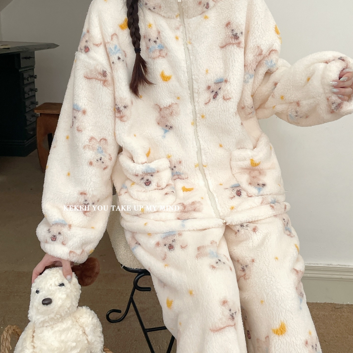 （总）妍景家居生活馆 2026新款泡芙绒秋冬家居服睡衣套装-星星狗