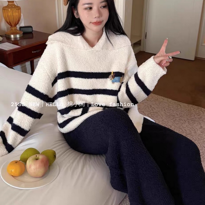 91家纺网 家纺一手货源 找家纺 （总）妍景家居生活馆 2026新款软绵绵翻领条纹款家居服睡衣套装