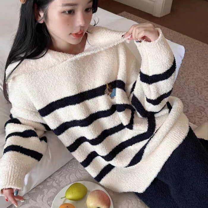 91家纺网 家纺一手货源 找家纺 （总）妍景家居生活馆 2026新款软绵绵翻领条纹款家居服睡衣套装