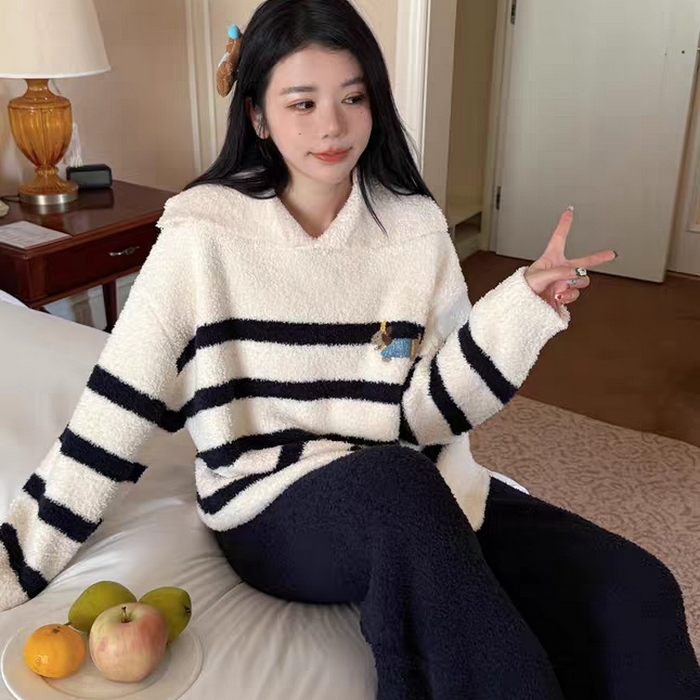 91家纺网 家纺一手货源 找家纺 妍景家居生活馆 2026新款软绵绵翻领条纹款家居服睡衣套装 黑色