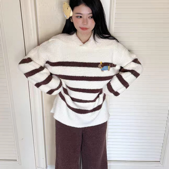 91家纺网 家纺一手货源 找家纺 妍景家居生活馆 2026新款软绵绵翻领条纹款家居服睡衣套装 咖色