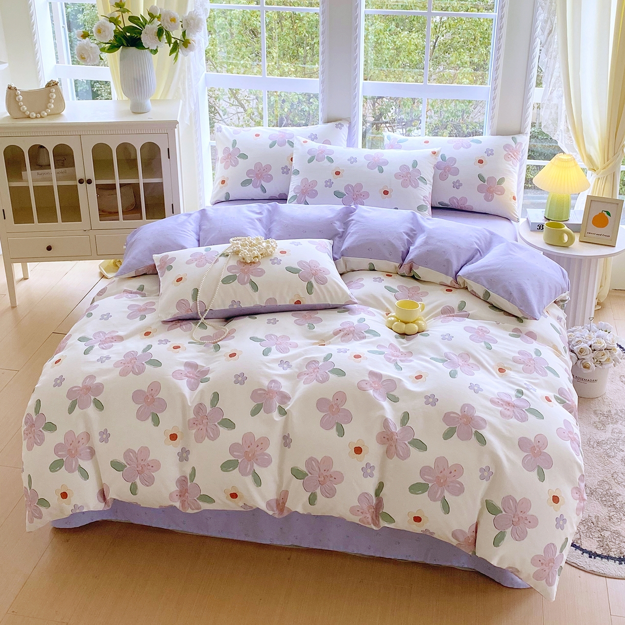 91家纺网 家纺一手货源 找家纺 小懒猪 2026春夏新款全棉纯棉花卉款四件套 淡紫花屹